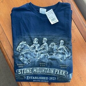 Stone Mountain Park T-shirt Size Large